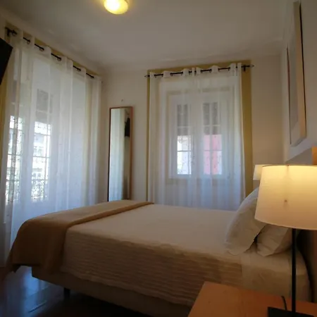 米兰拉讷萨 Lisboa